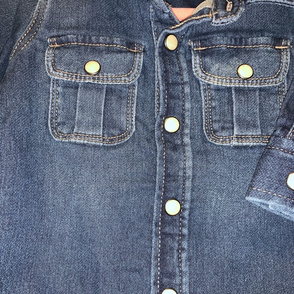 Baby Gap Boys Jean Button Down Shirt - Picture 4 of 4